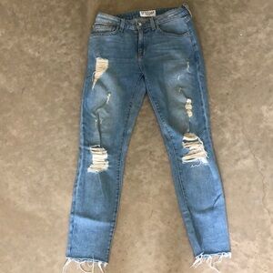 listing-status-banner